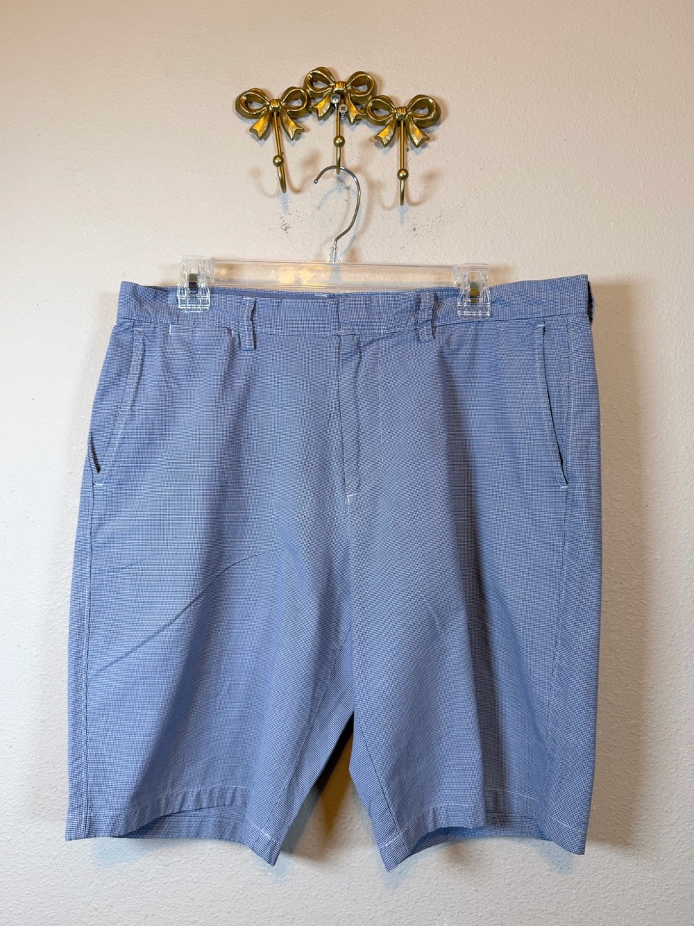 J. Crew Men's Light Blue &White Houndstooth Flat-Front Shorts. Size 34